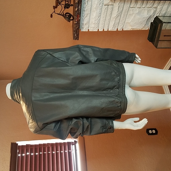 Vtg in great condition genuine leather jacket - Picture 6 of 6